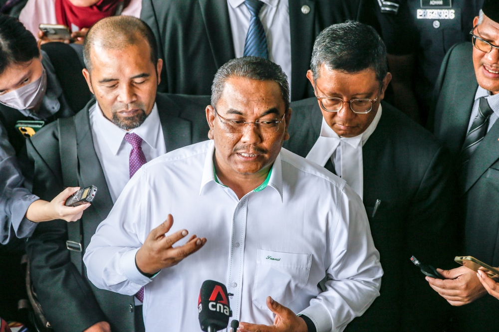 Kedah Menteri Besar Sanusi Issues Legal Demand Against DAP's Nga Kor Ming Over Disputed Remarks