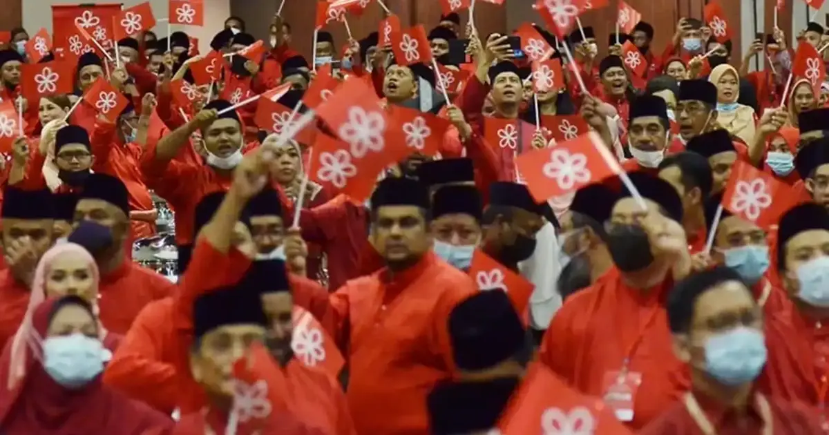 Bersatu's Standing in Perikatan Nationale Becomes 'Indefensible', Says PAS Treasurer