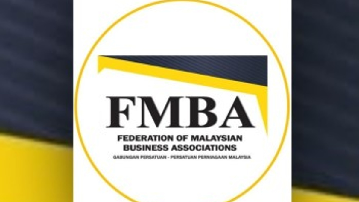 PM Anwar's Swift Action on Foreign Restaurant Workers Wins Business Sector Backing