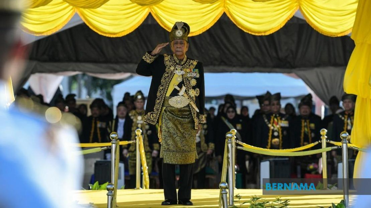 Sultan of Kedah Marks 84th Birthday with Military Parade and Ceremonial Display