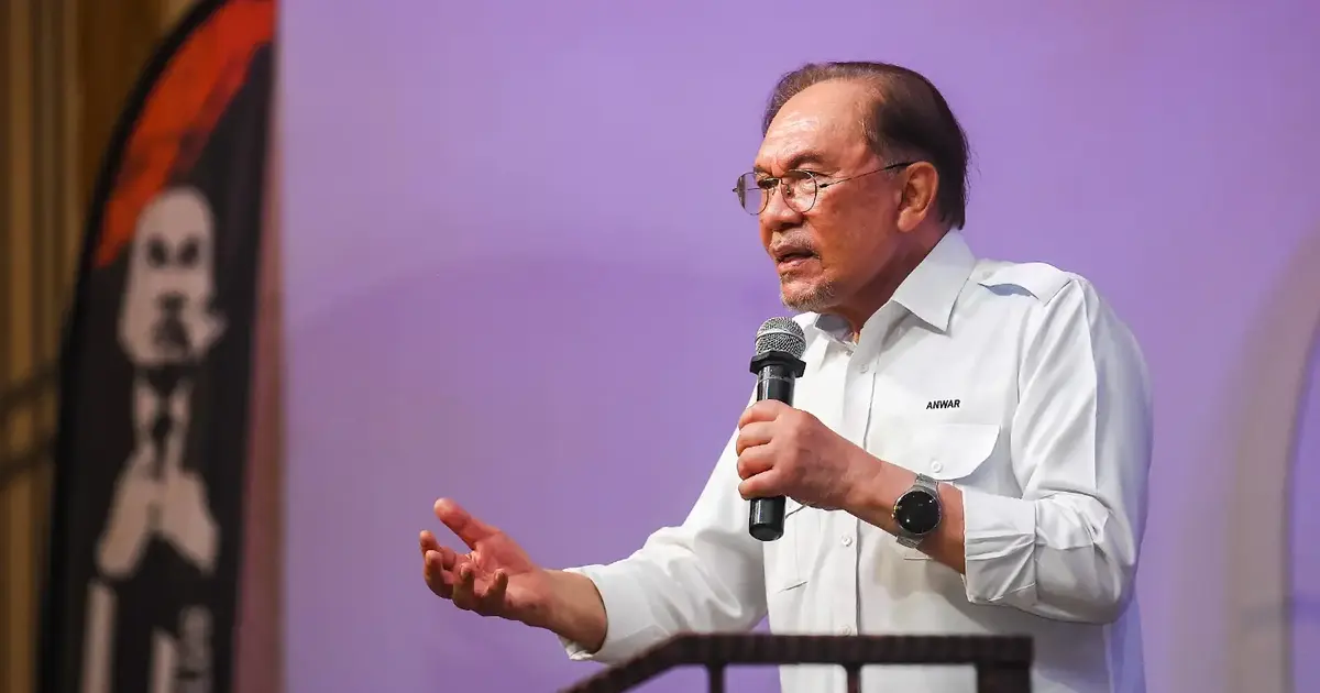 Anwar Flags Housing Affordability Crisis in Johor as Property Prices Soar Beyond Reach